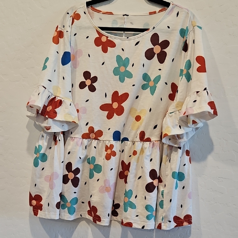 Floral Ruffle Sleeve Top